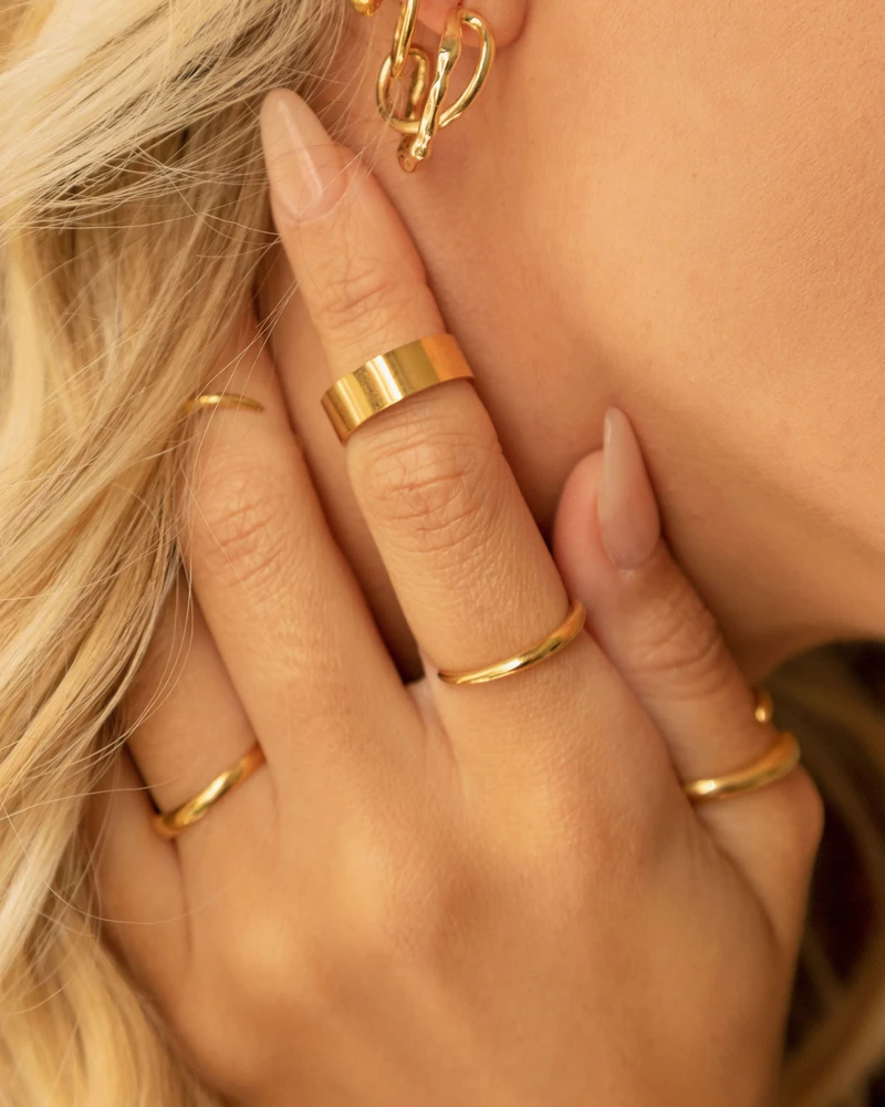 ANILLO DAKIS DORADO