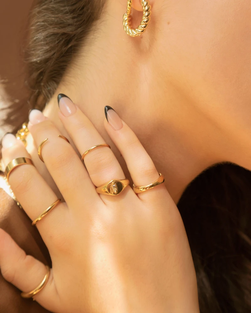 ANILLO DAKIS DORADO