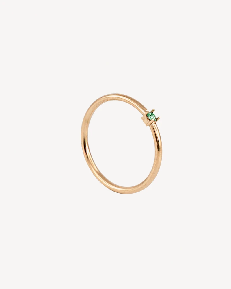 ANILLO JIRAF DORADO PIEDRA VERDE