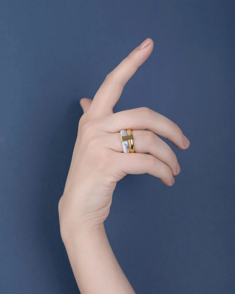ANILLO LUONA DORADO