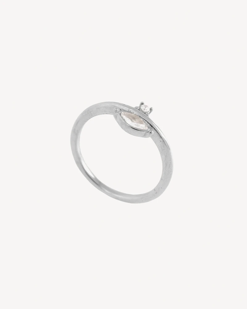 ANILLO REINA PLATEADO