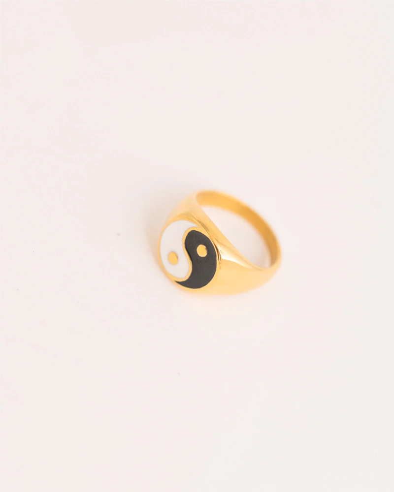 ANILLO RETRO DORADO