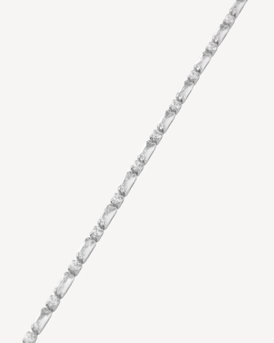 BRAZALETE LOUIE - PLATEADO 